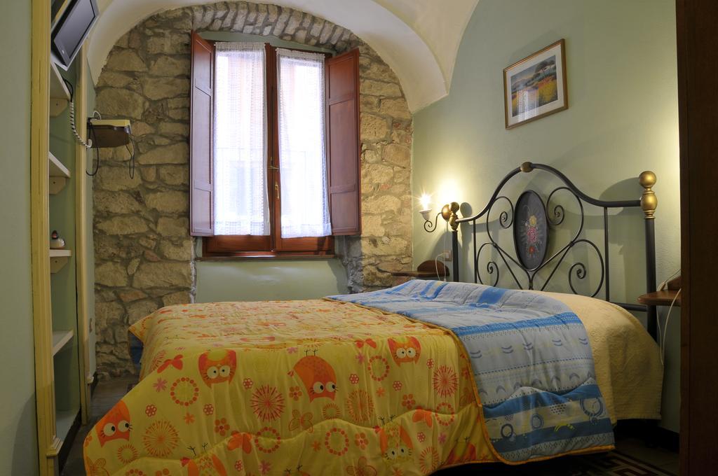 S'Ammentu Hotel Bosa Luaran gambar