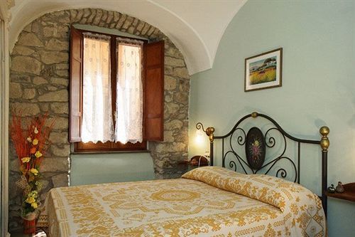 S'Ammentu Hotel Bosa Luaran gambar
